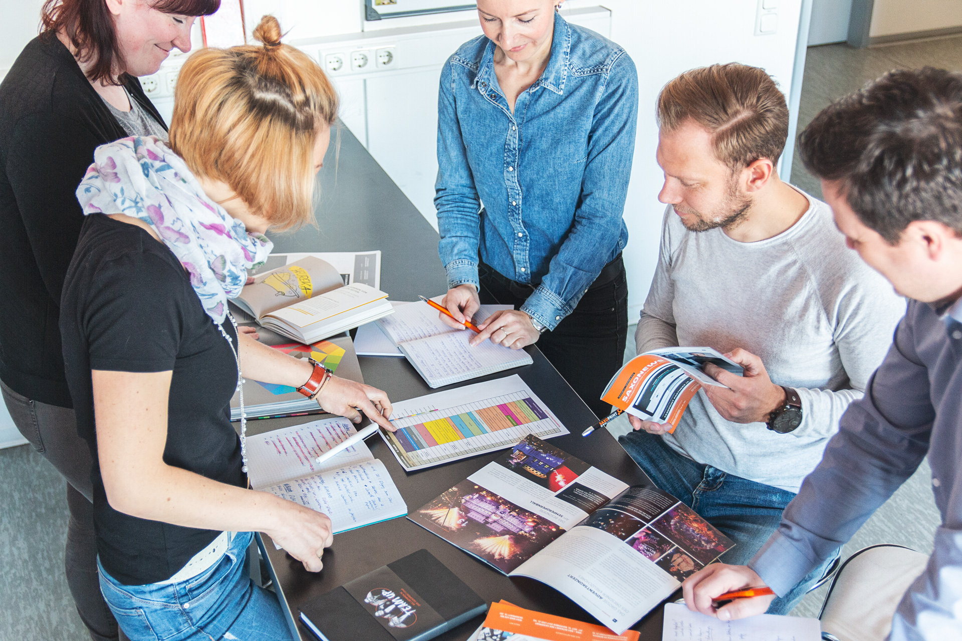 SAXONEWS Mitarbeiterzeitschrift Redaktionsteam