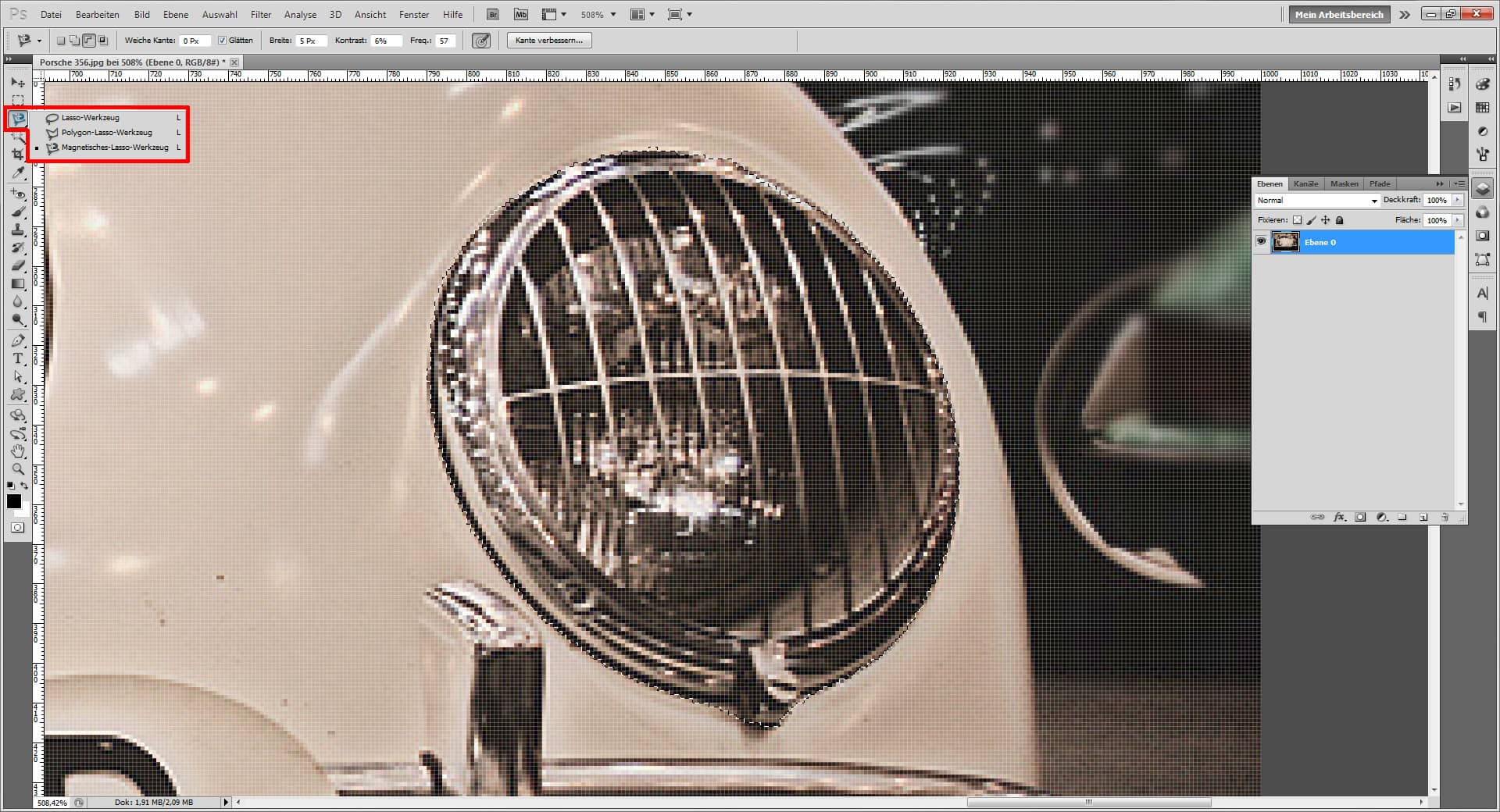 Photoshop Tutorial: Scheinwerfer eines weißen Porsche Autos