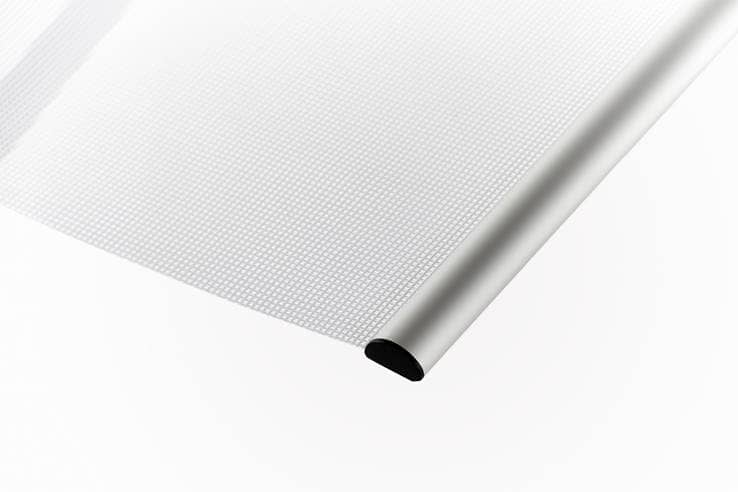 Werbetechnik – Werbeplane mit Mesh Gewebe und Klemmleiste